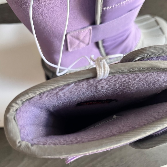 Boots - Picture 5 of 5